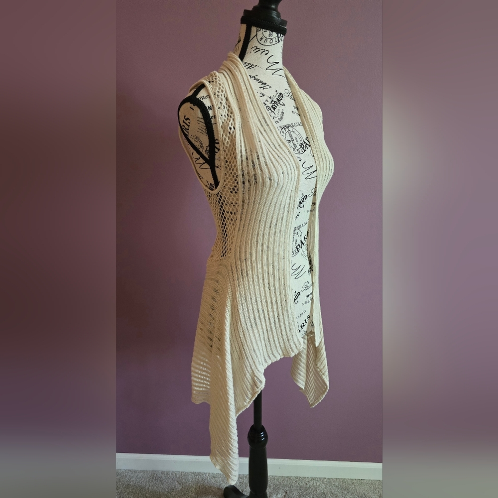 NWT Mudd Beige belted Vest S Festival